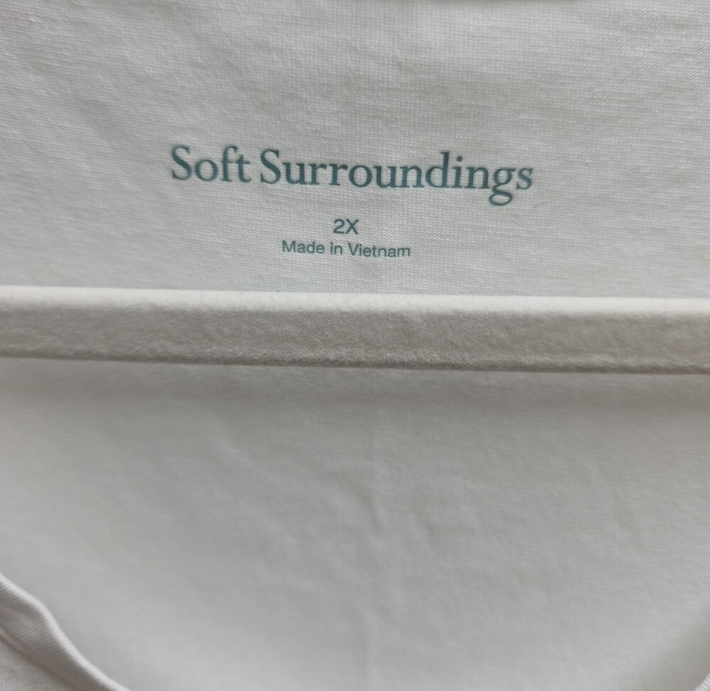 Soft Surroundings Cream V-Neck Long Sleeve Top 2X - Picture 2 of 4